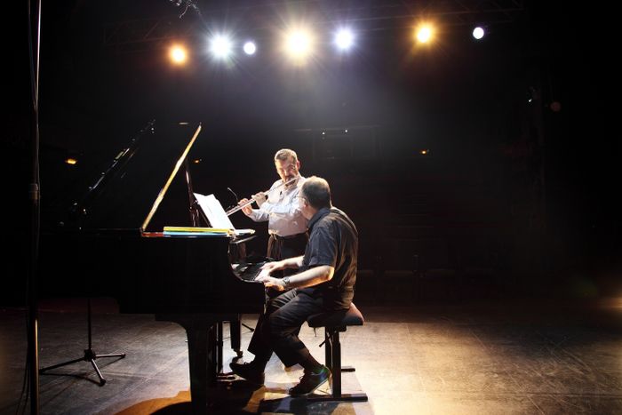 Découvrez le parcours atypique d’un pianiste extraordinaire à travers un format intimiste et interactif - 19 novembre 2026