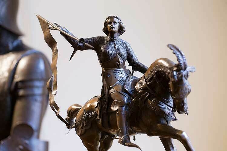 Découvrez les collections du musée de l'imagerie Johannique