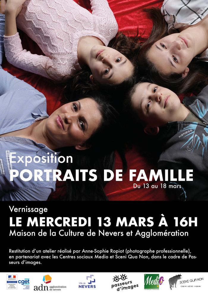 Vernissage de l' Exposition: Portraits de famille