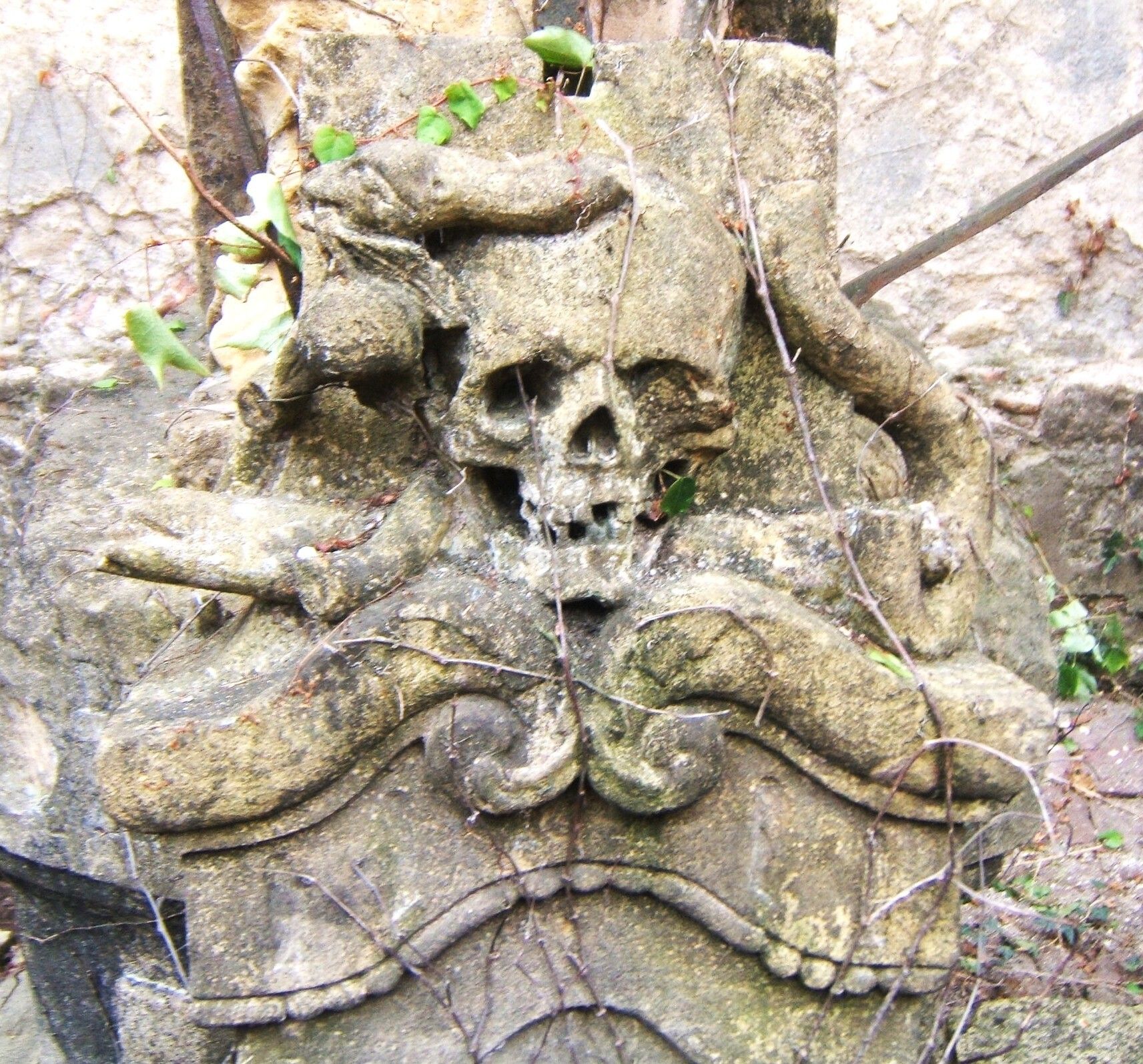 Exposition "La mort en Alsace dans les religions juive, catholique et protestante"
