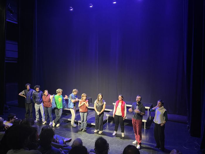 Montez une pièce de A à Z qui sera jouée à la Scène de recherche ! Atelier de théâtre participatif avec les metteur.euse.s en scène Julien Avril et Marion Amiaud.