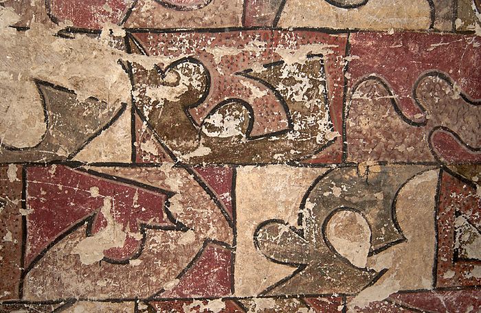 Découverte d'une ancienne demeure et de son décor peint