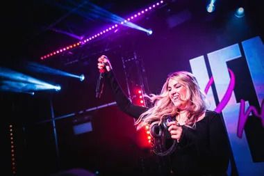 DJ Jeny Preston – Valras en live
