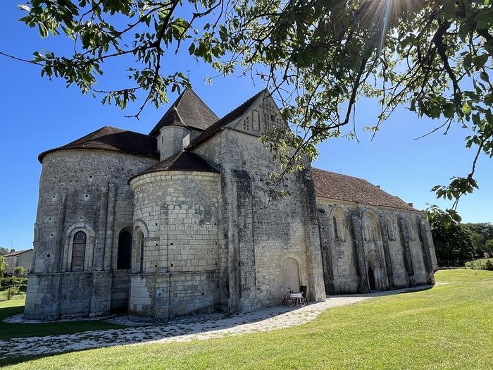 Visite guidée du Prieuré de Villesalem à Journet