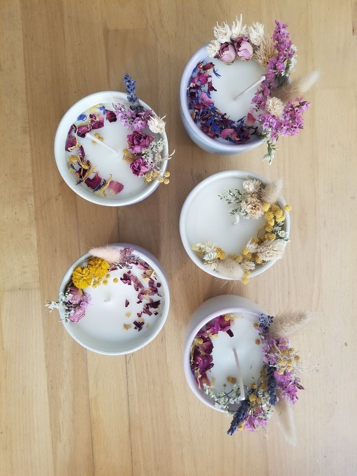 Atelier bougie naturelle fleurie PRIVATISATION EVJF