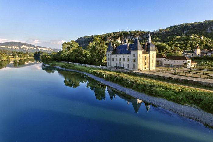 Visite libre du parc du château moderne de Vertrieu