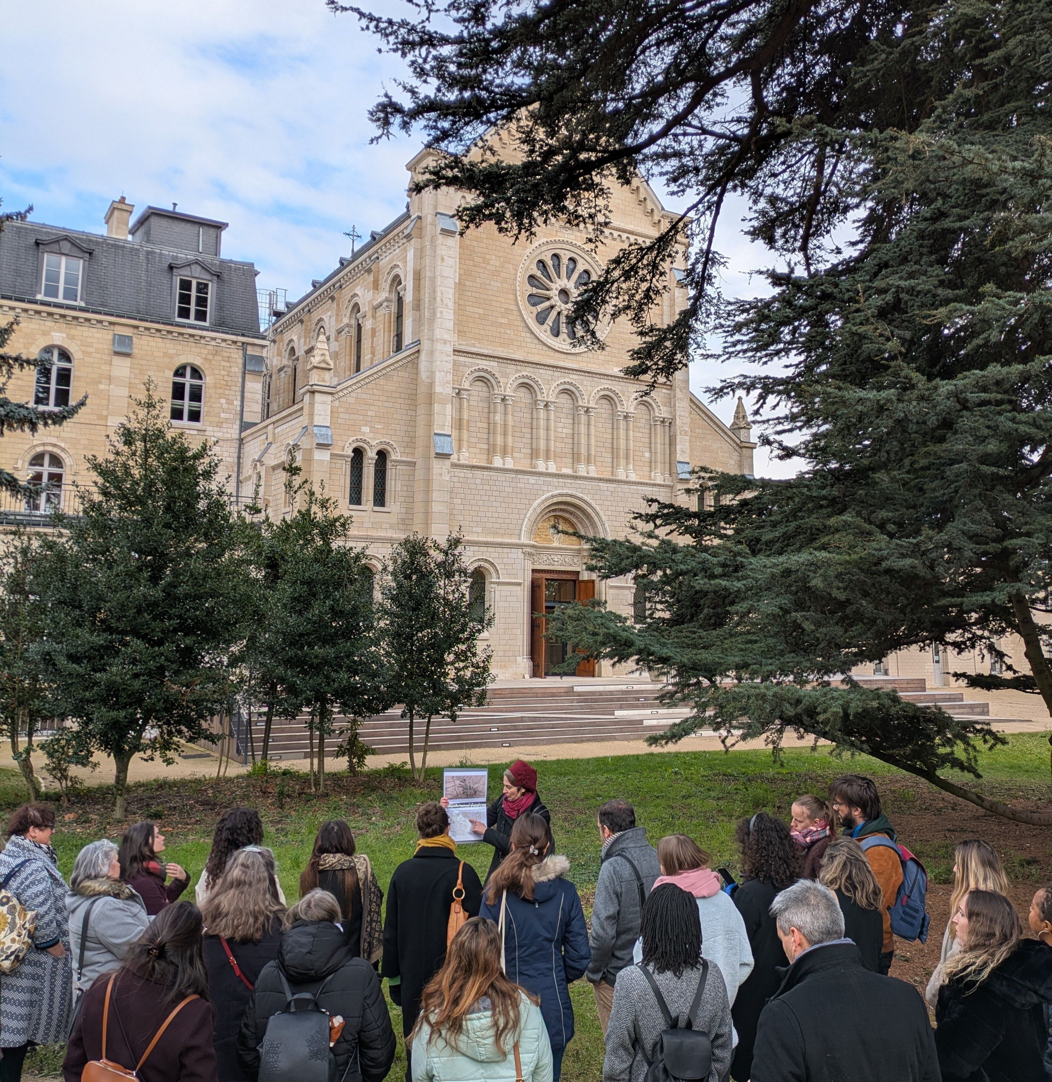 Visite sur l'histoire du château de Sarcelles et sa transformation en centre culturel Simone-Veil