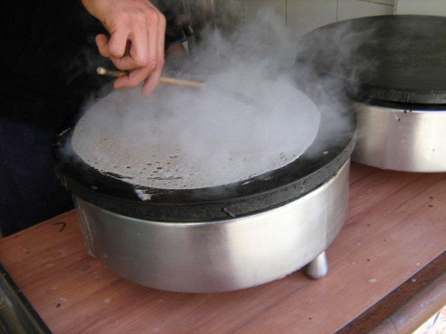 Bec'h d'ar billig (repas crêpes en breton) à Landeleau