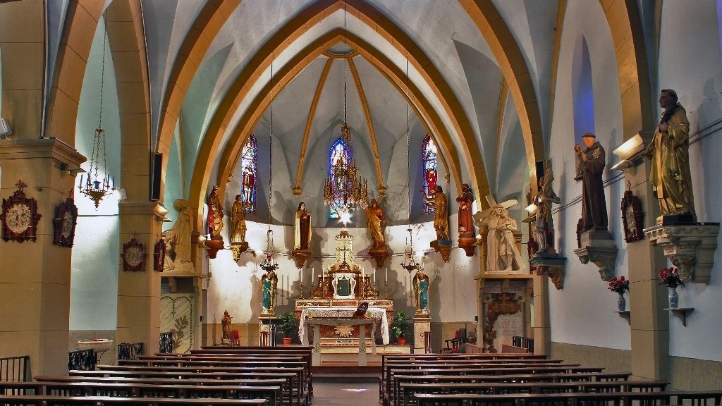 Visite guidée ou libre de l'église et du village médiéval