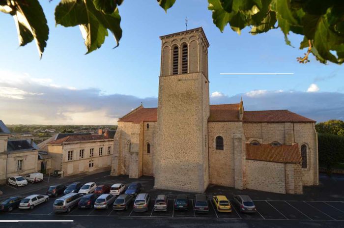 Visite guidée à deux voix de l'église Sainte-Croix