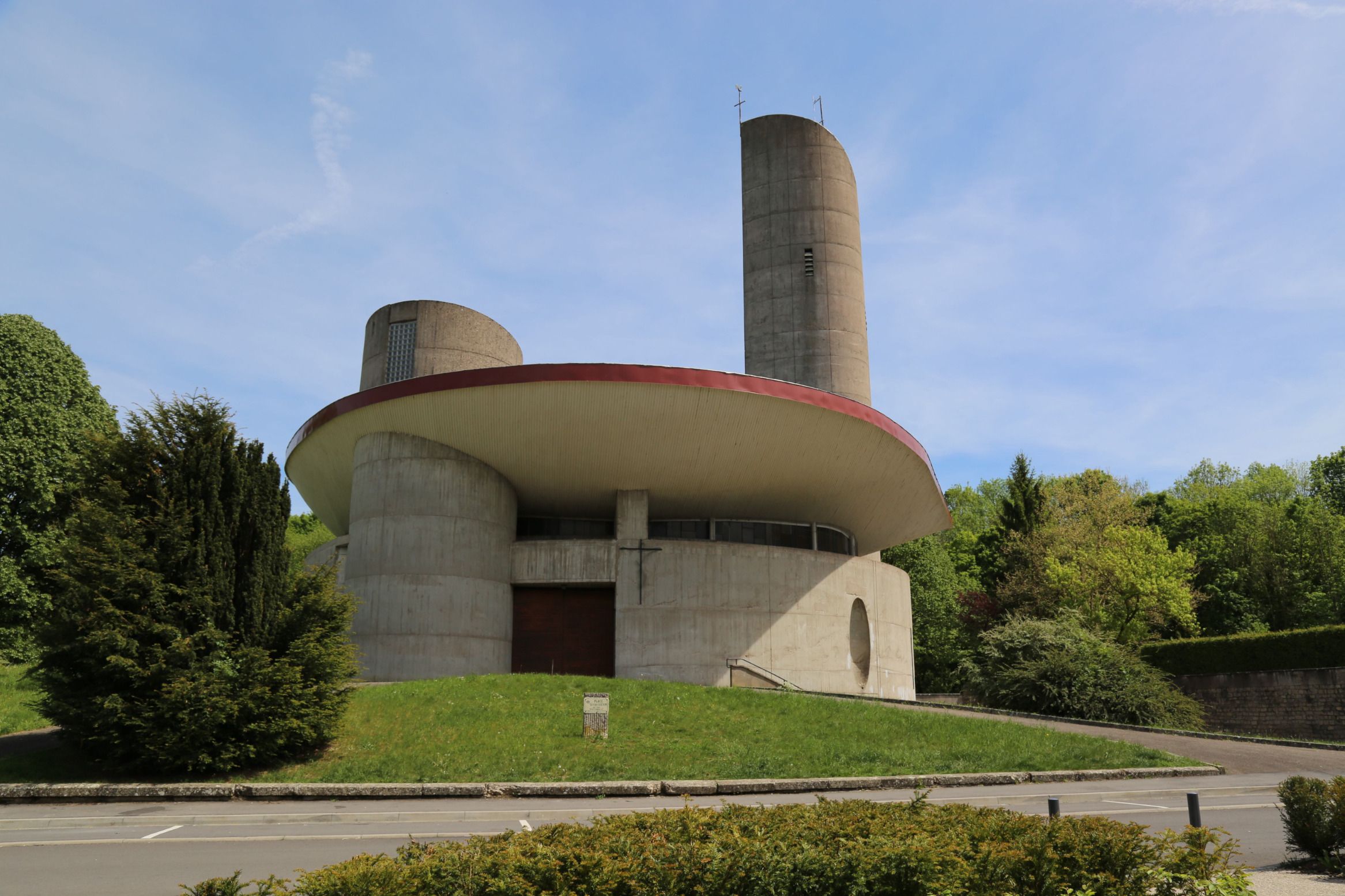 Visite insolite de l'église Jeanne d'Arc de Verdun