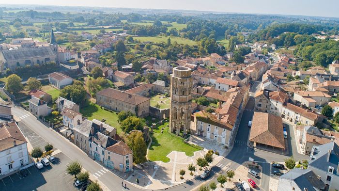 Visite commentée : Charroux