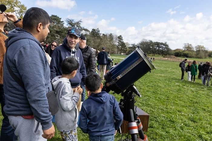 Ciels de Nantes : découverte du ciel au télescope