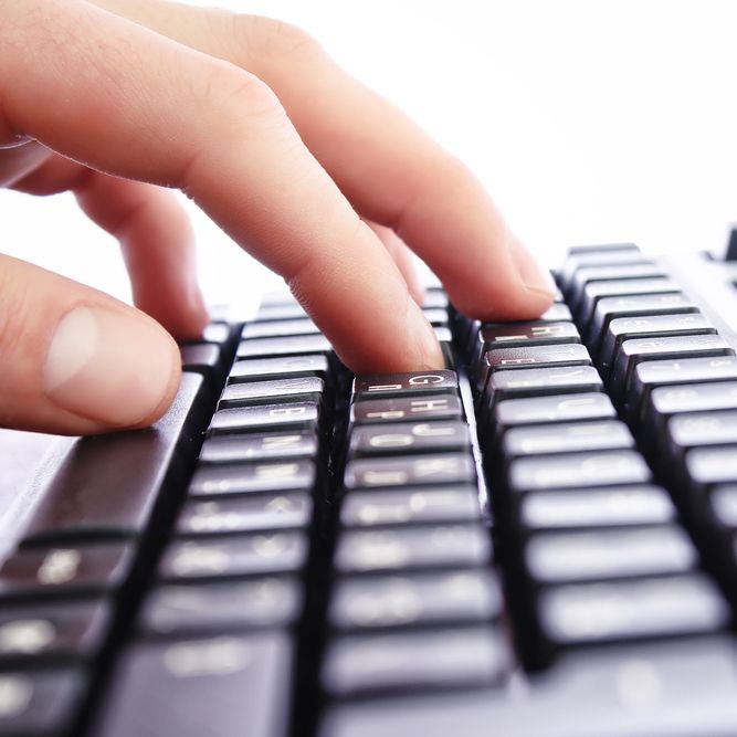 Découvrez Microsoft Word et de nombreuses techniques de mise en page. Vous avez déjà quelques bases en informatique mais vous souhaitez progresser dans vos connaissances? Ce cycle d'ateliers vous...