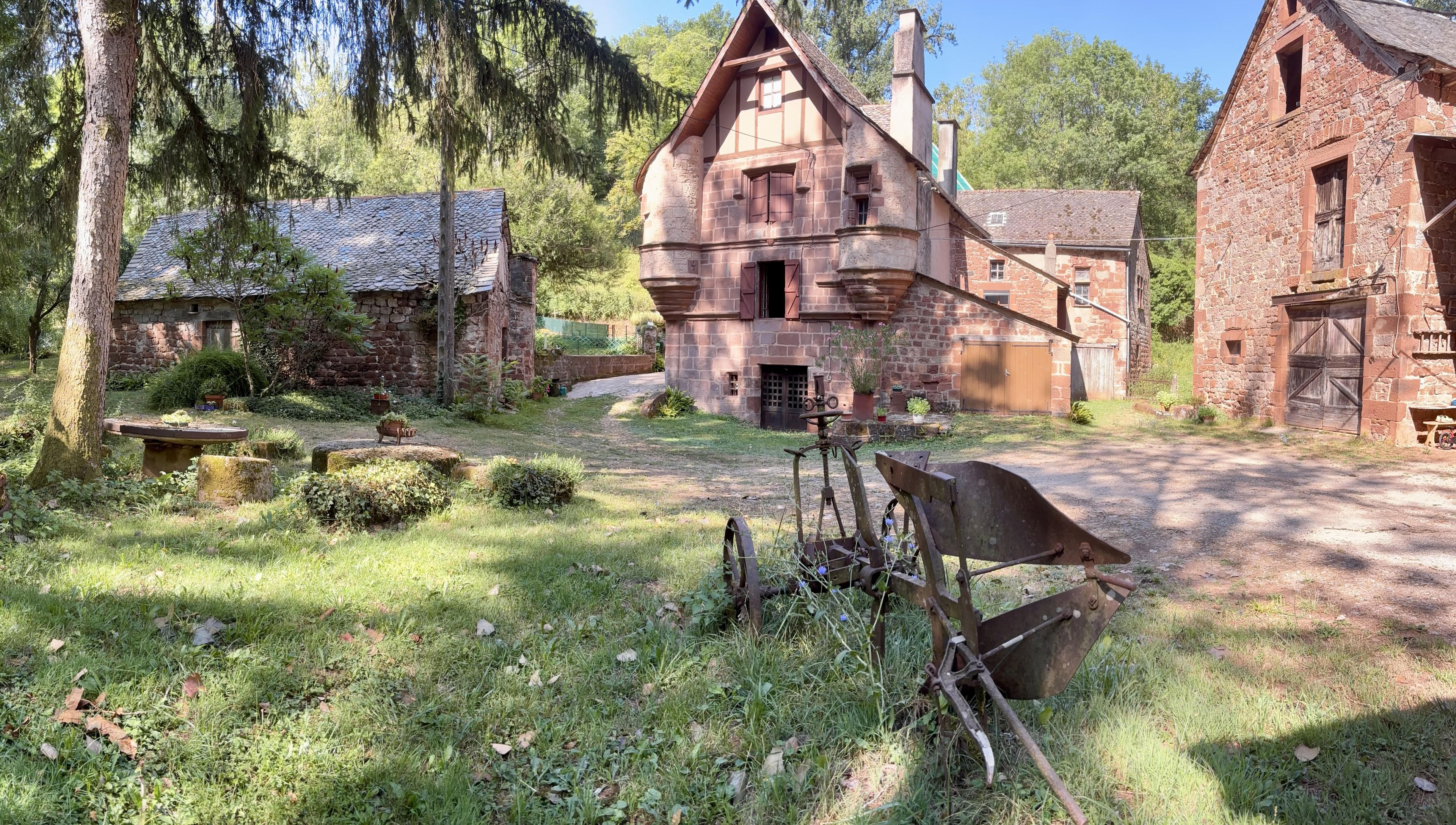 Visite guidée du moulin de Laroque à Marcillac-Vallon (12)