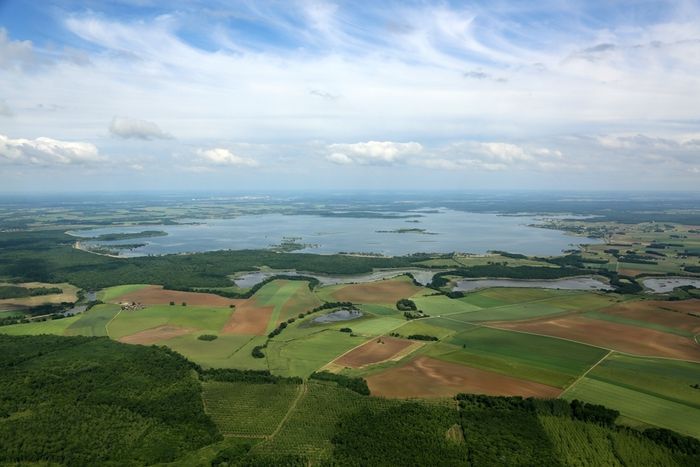 Visitez la prise d'eau du second plus grand lac artificiel d'Europe