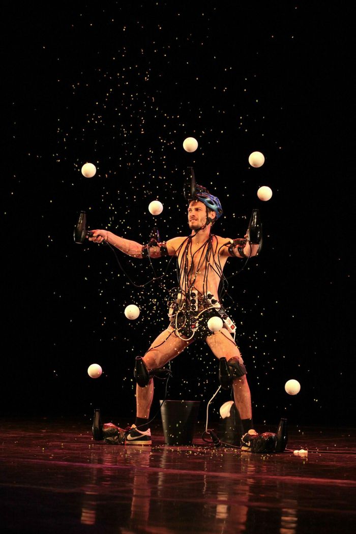 Opéra pour sèche-cheveux – Cie Blizzard Concept