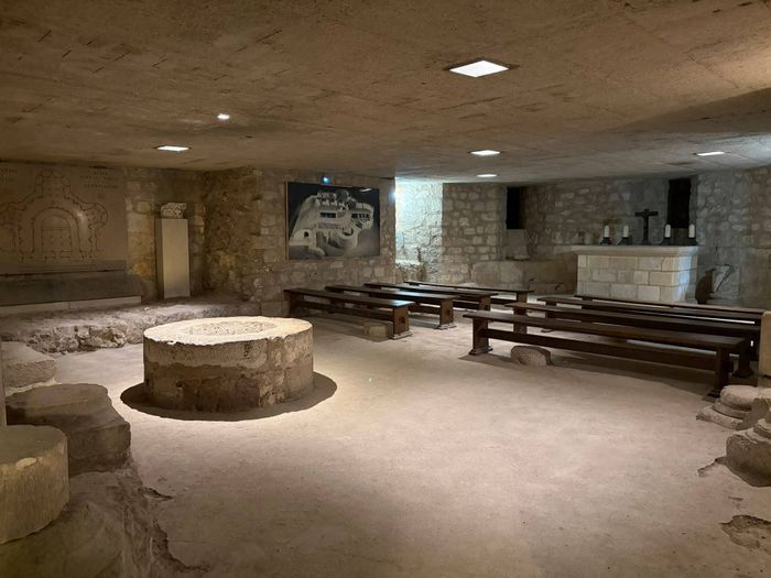 Visite guidée de la crypte