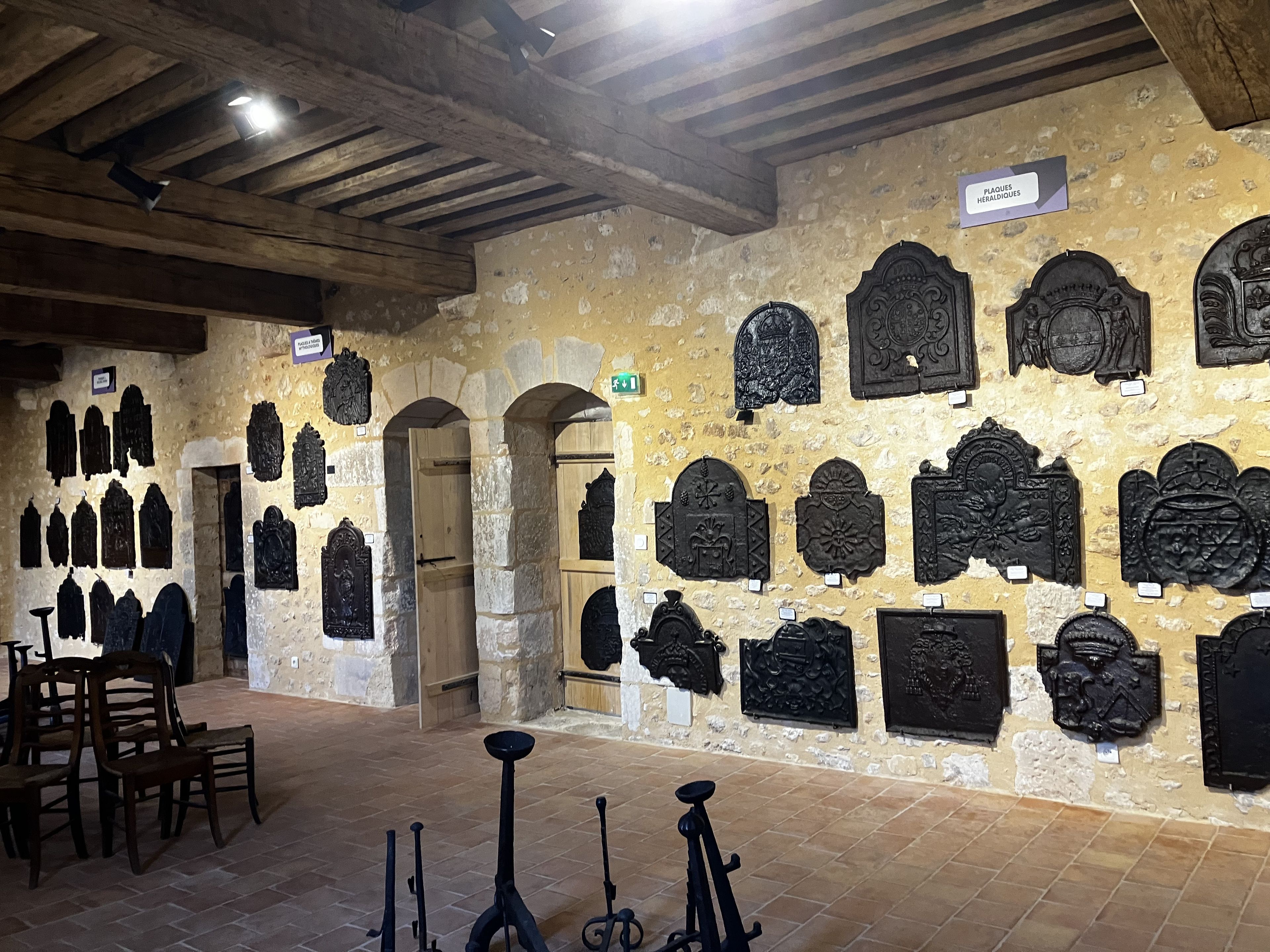 Visites du château et de ses collections d'objets des fonderies périgordines
