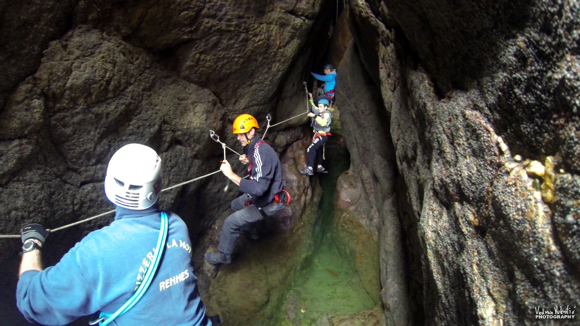 Initiation spéléo - grotte des Sirènes