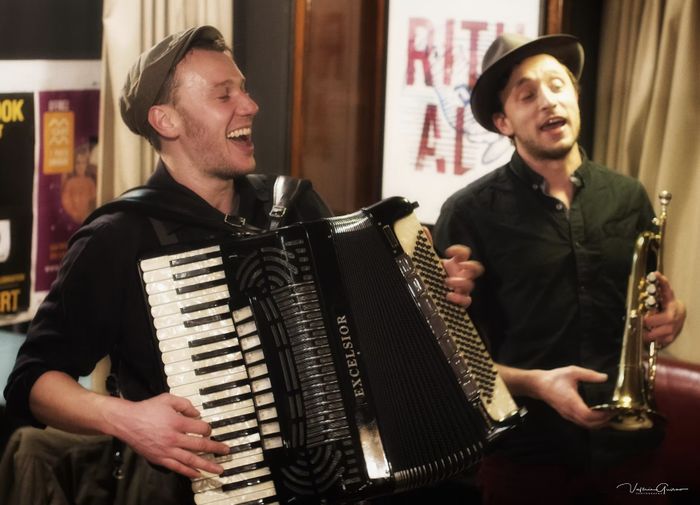 Pistoleros de la chanson !