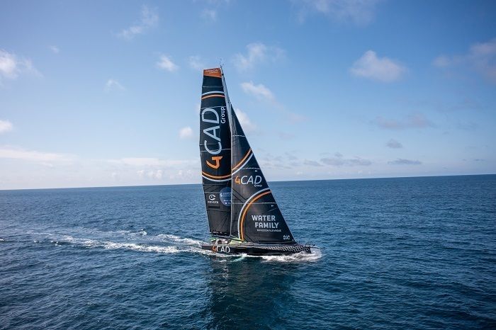Visitez l'Imoca de Benjamin Dutreux