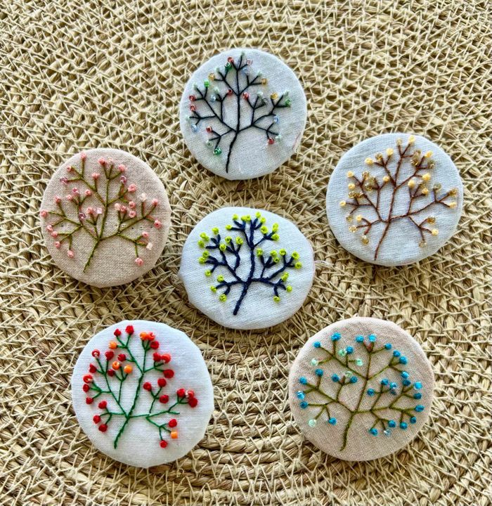 Broderie : création de broches