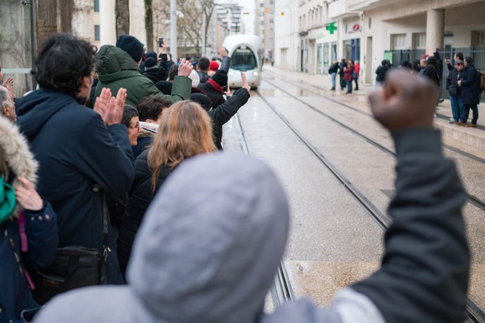 A bord du T6 : la grande balade le long du tram