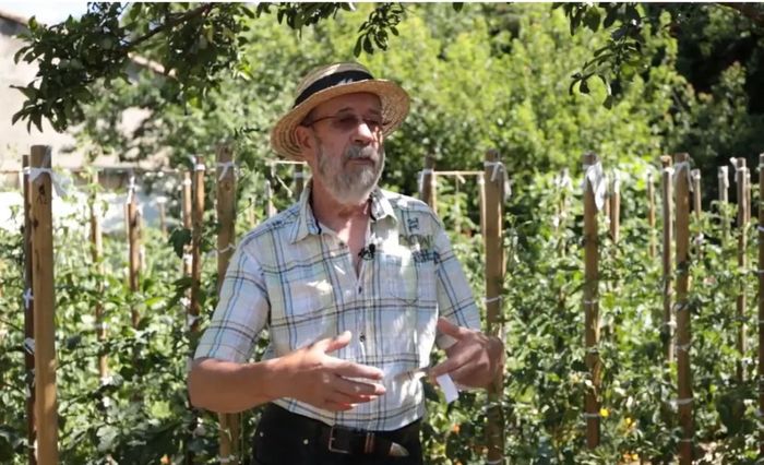 Visite du (super) jardin de mamie rose