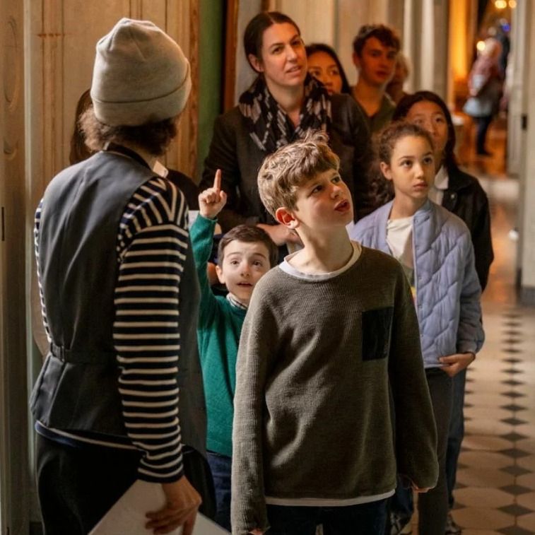 Opération « Vacances culturelles » à l'Hôtel de la Marine
