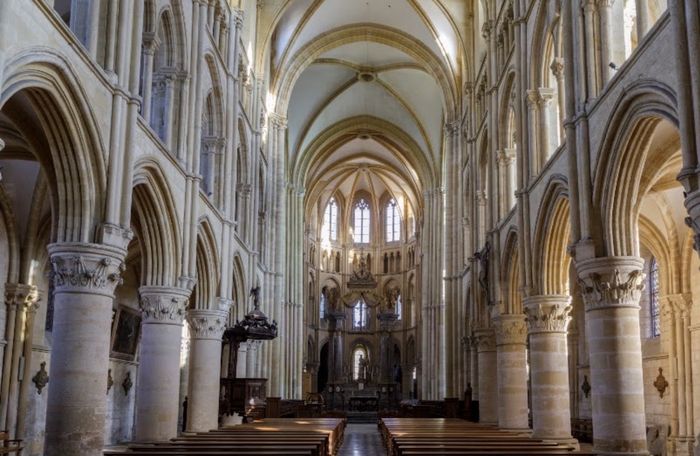 Visite guidée de l’abbatiale Notre-Dame de Mouzon à Mouzon — le 19 septembre 2026
