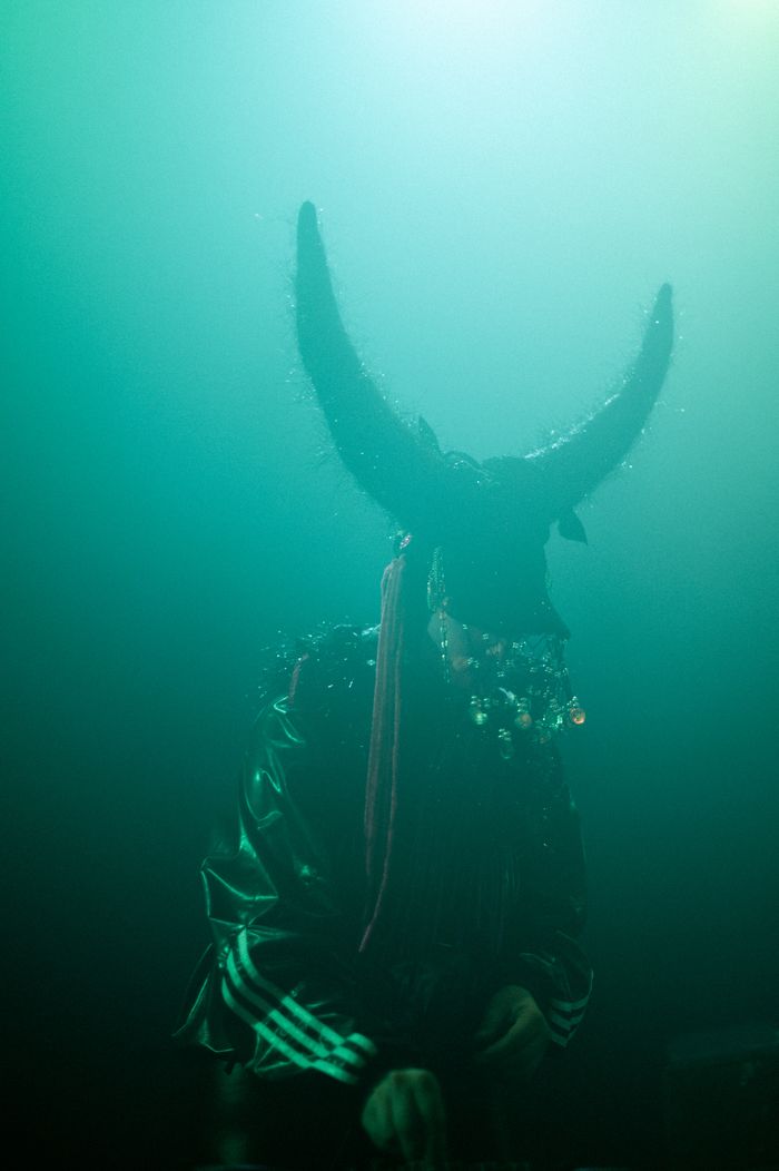 Visuel de l'événement Festival Les Tombées de la Nuit / Le bal des ardentes • Brave Compagnie