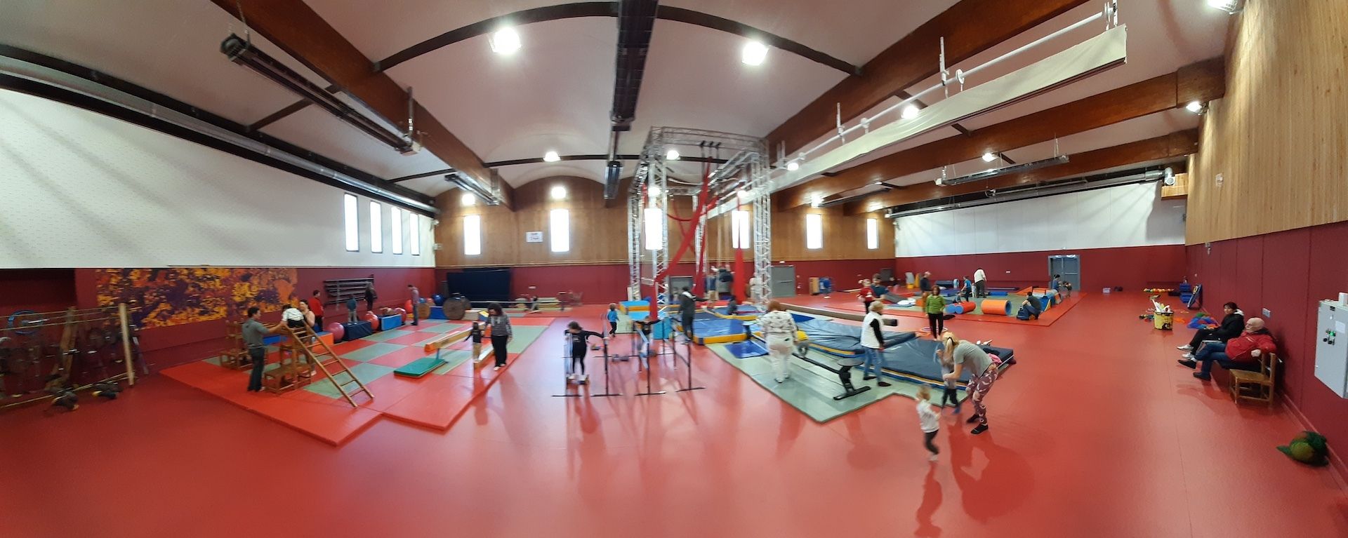 Cirque en famille avec Ça Cirkule