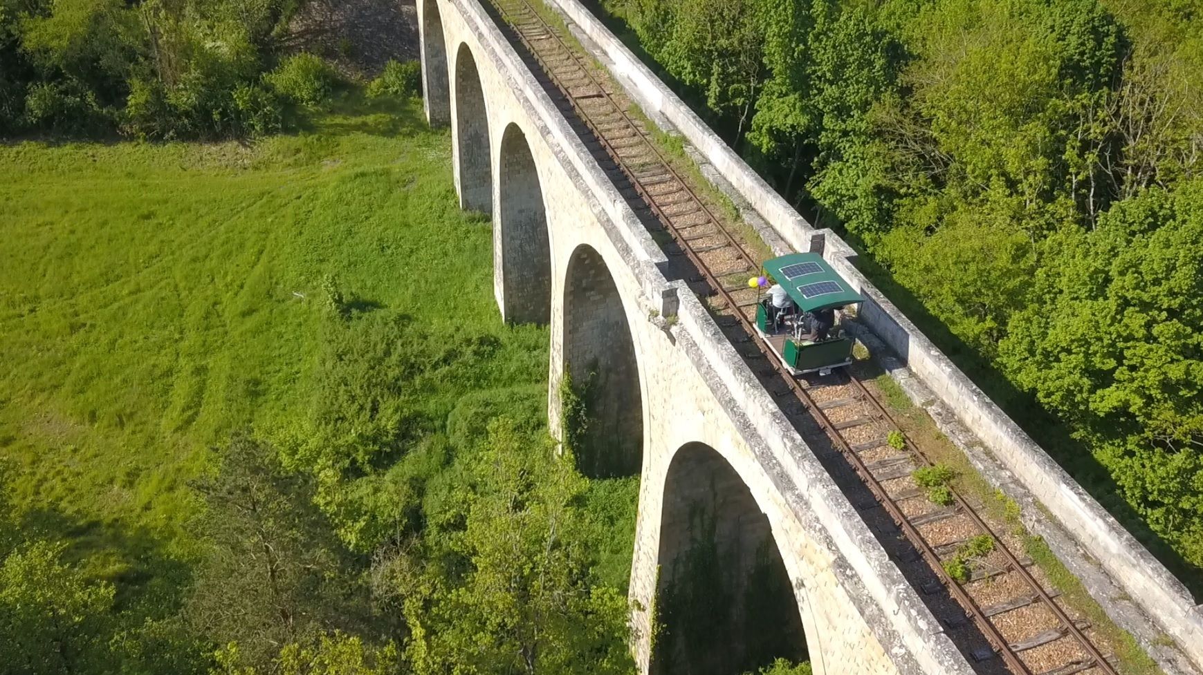 Vélorail avec visite guidée du Camp de la Paix
