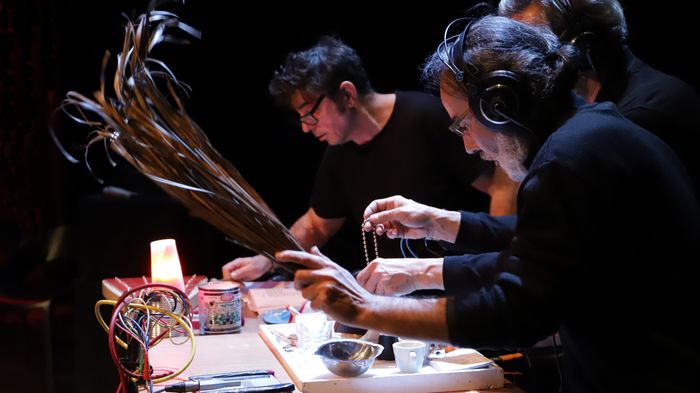 Presque égal à - Compagnie Le Petit Théâtre de Pain