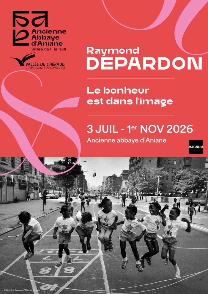 Exposition Le bonheur est dans l'image de Raymond Depardon à l'ancienne abbaye d'Aniane
