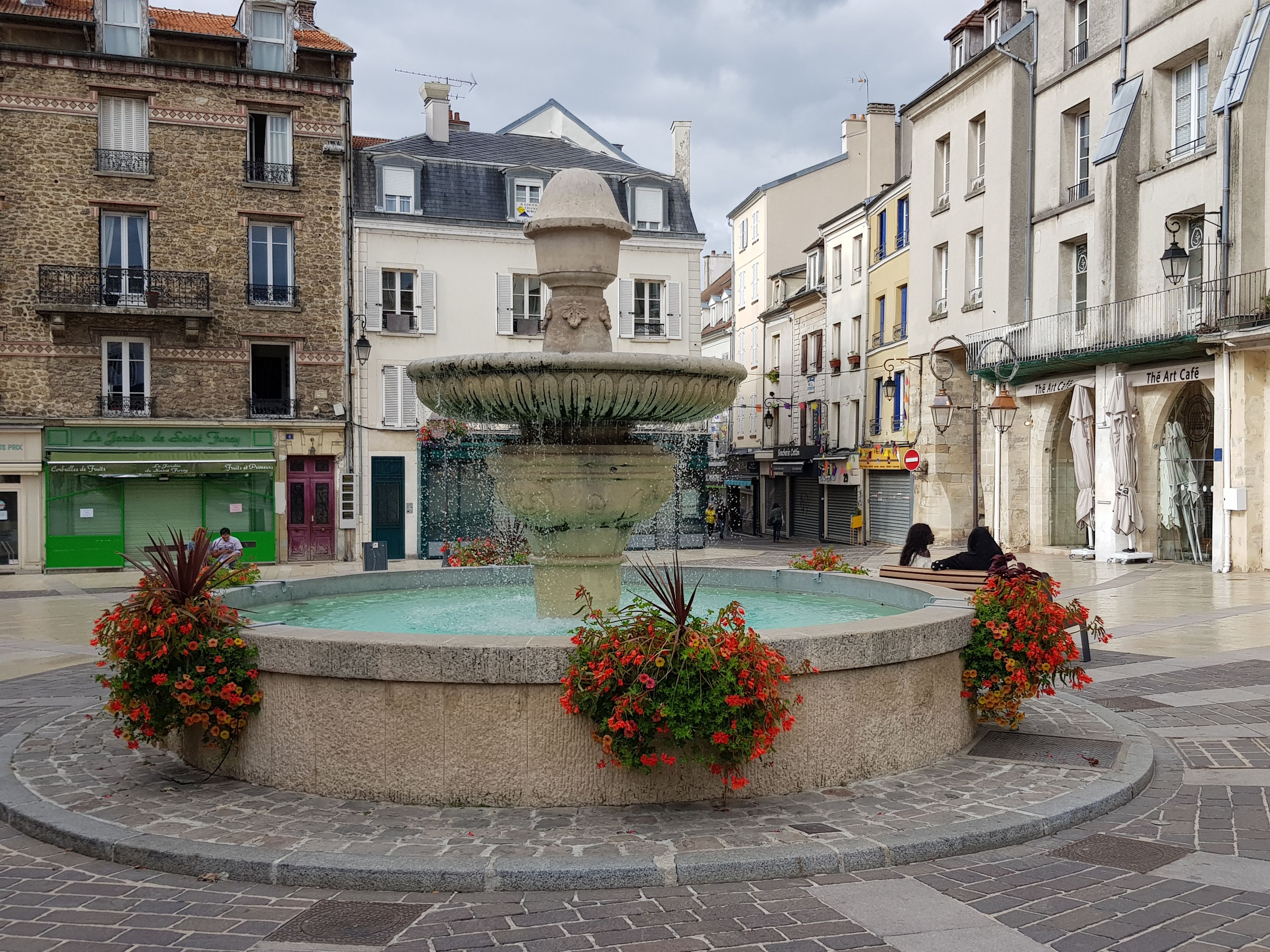 Place de la Fontaine