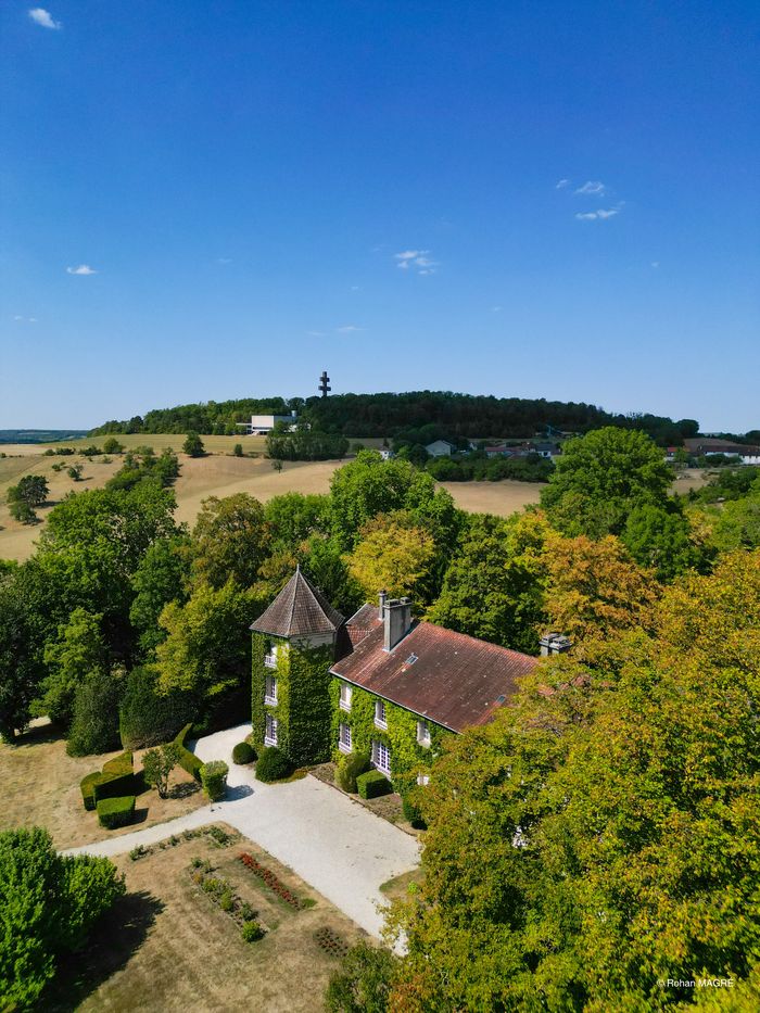 Découvrez le Mémorial Charles de Gaulle et la Boisserie