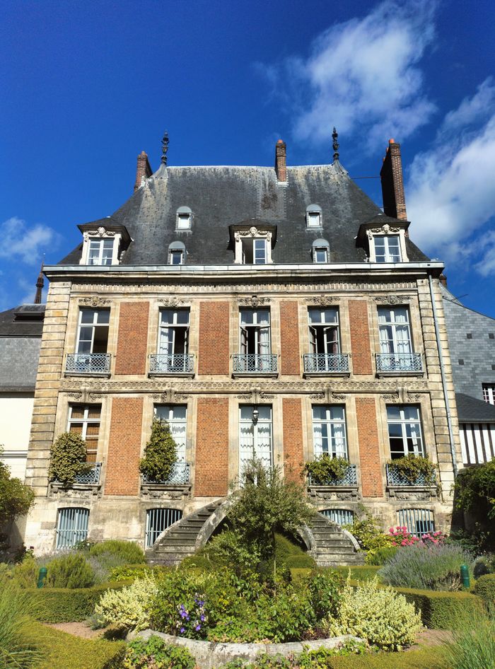 Visite guidée de l'hôtel d'Aligre et des jardins