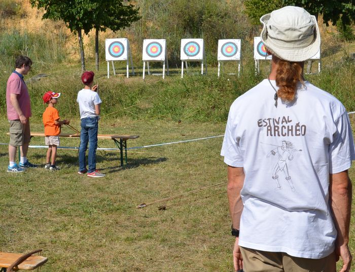Faisons revivre les gestes du passé : Initiation au tir au propulseur