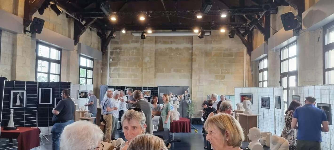 Exhibition of sculptures, photos and heritage: "The vine and the wine"