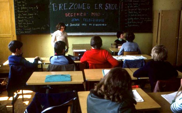 Sinema e brezhoneg : A vouezh uhel & diaporama Ar brezhoneg