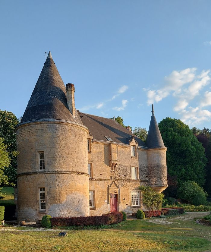 Visite guidée du château de Remilly-les-Pothées datant de 1577