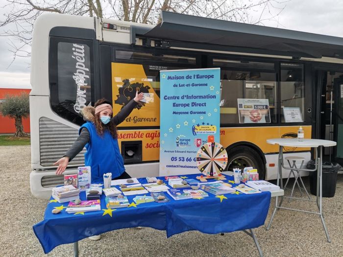 Animation Hang'ART Bus