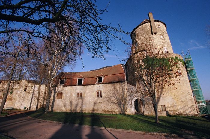 Visite-guidée « Nevers, ville forte »