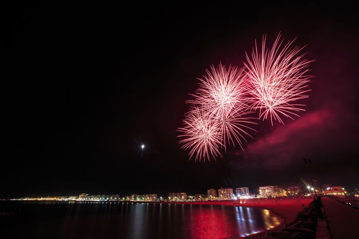 Feu d'artifice à Canet Sud