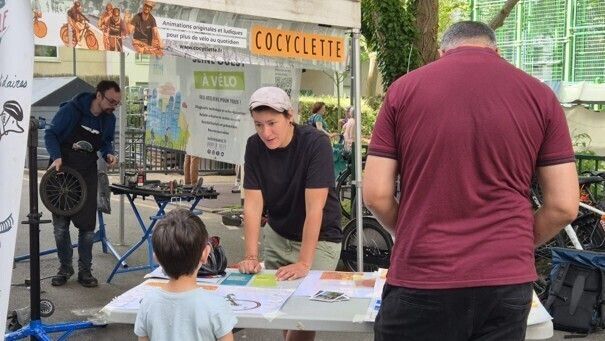 Venez faire diagnostiquer votre vélo, faire des petites réparations, marquer votre vélo contre le vol ou encore participer à un stand de sécurité routière