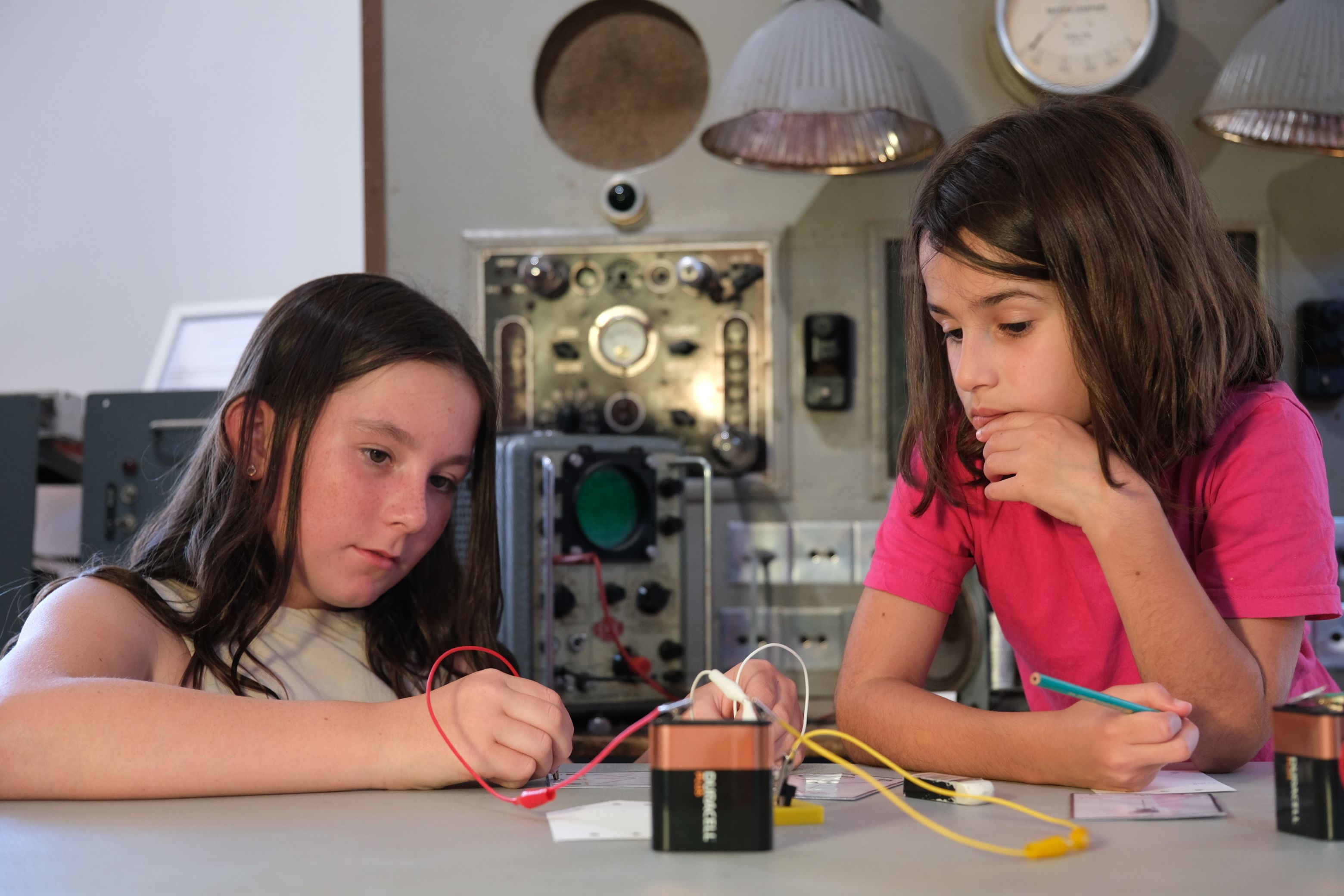 Atelier Electrique à l'Electrothèque du lac de Guerlédan