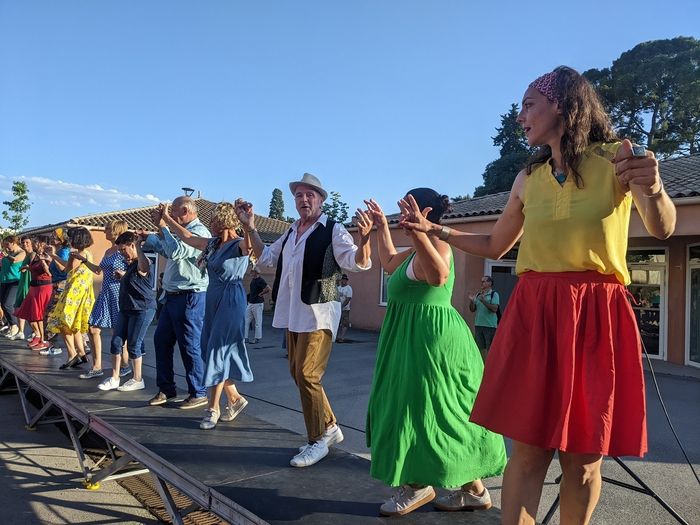 Le Bal Populaire par la Cie Satellite