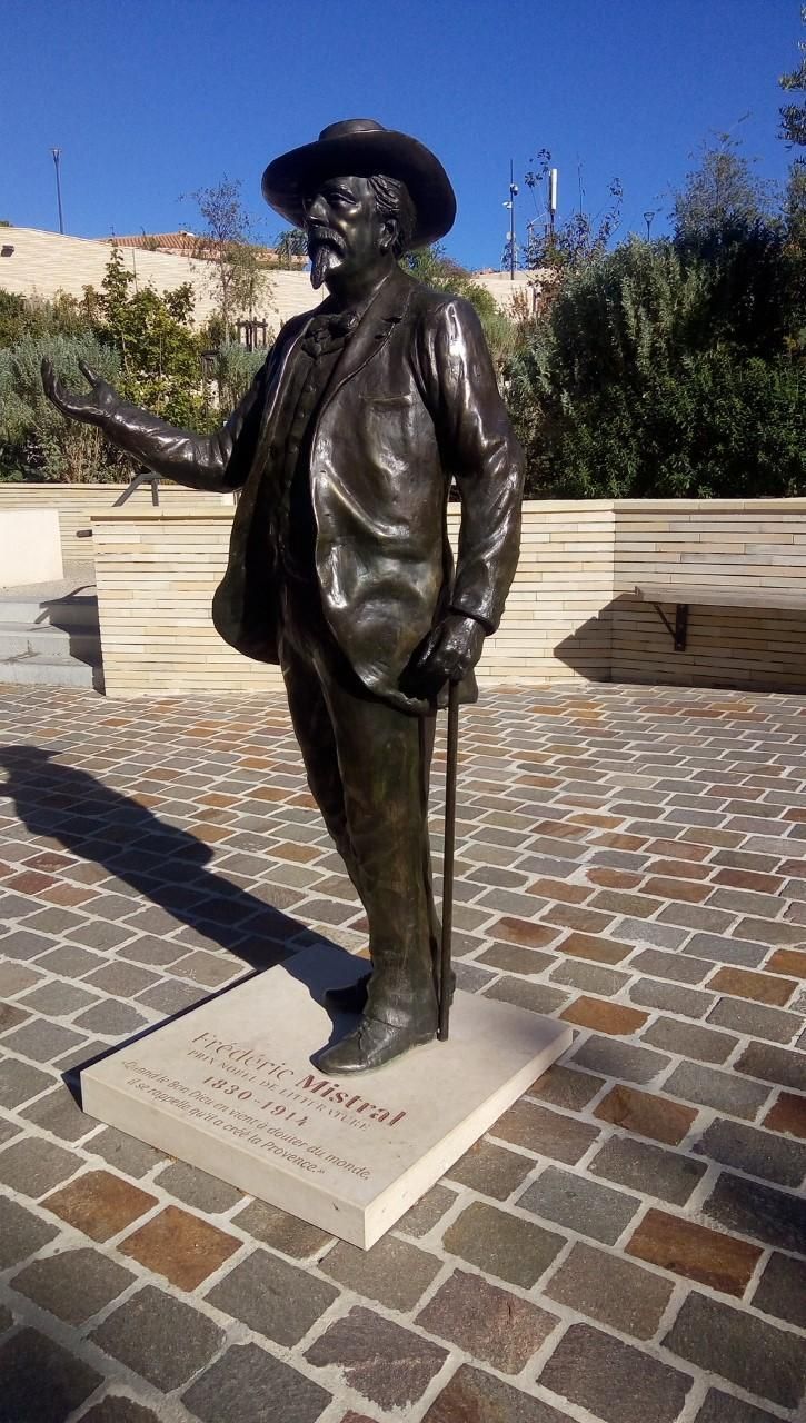 Frédéric Mistral, la voix de la Provence
Une langue, une œuvre, un héritage
(expostion)